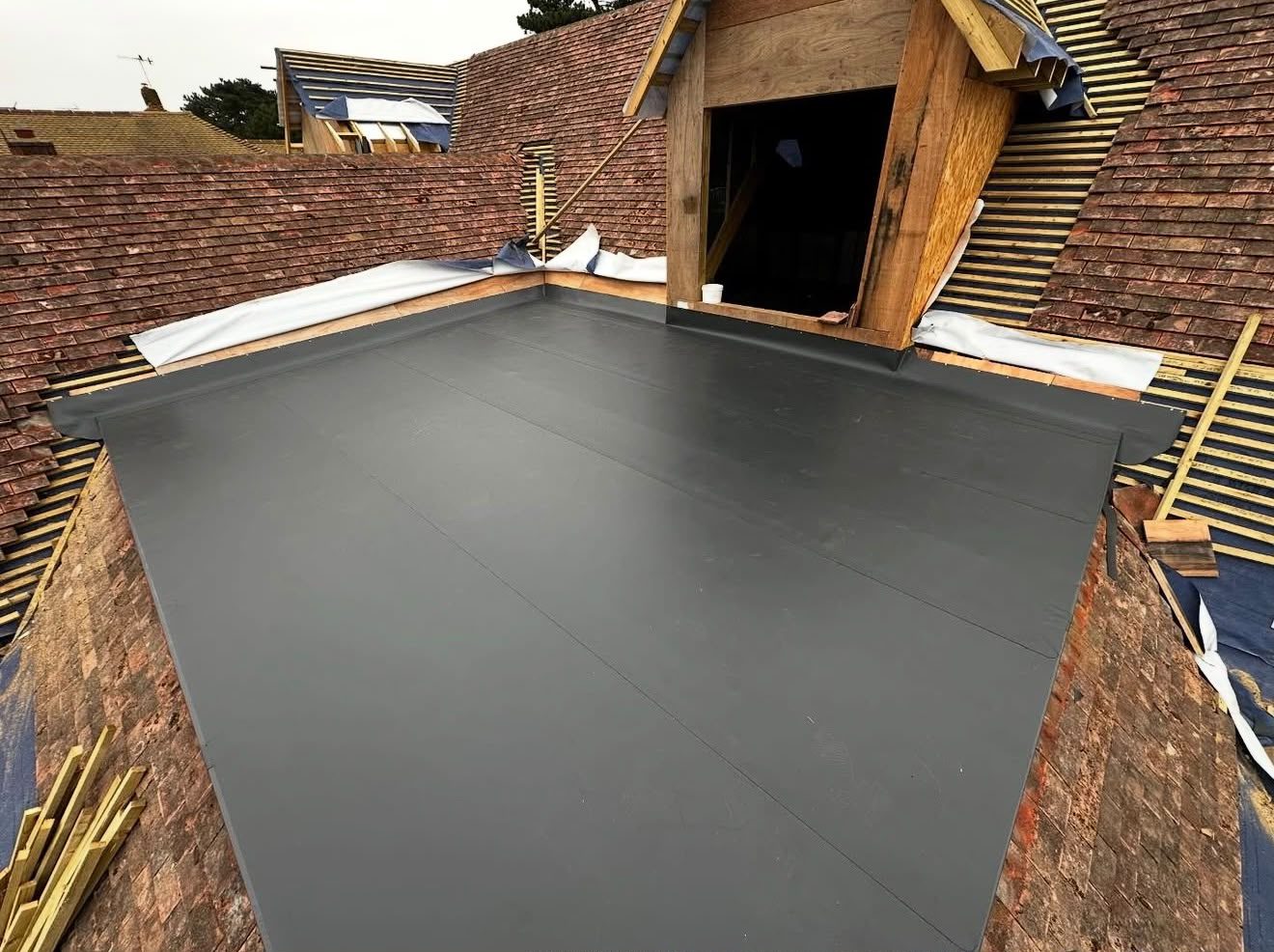 Domestic flat roof on a house extension waterproofed by Platinum Flat Roofing in Bromley and Kent, project photograph 9